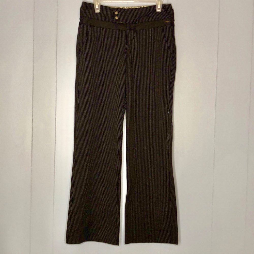 LULULEMON BLACK & WHITE PIN STRIPE SLACKS Trousers Work Pants Petite Sz 8